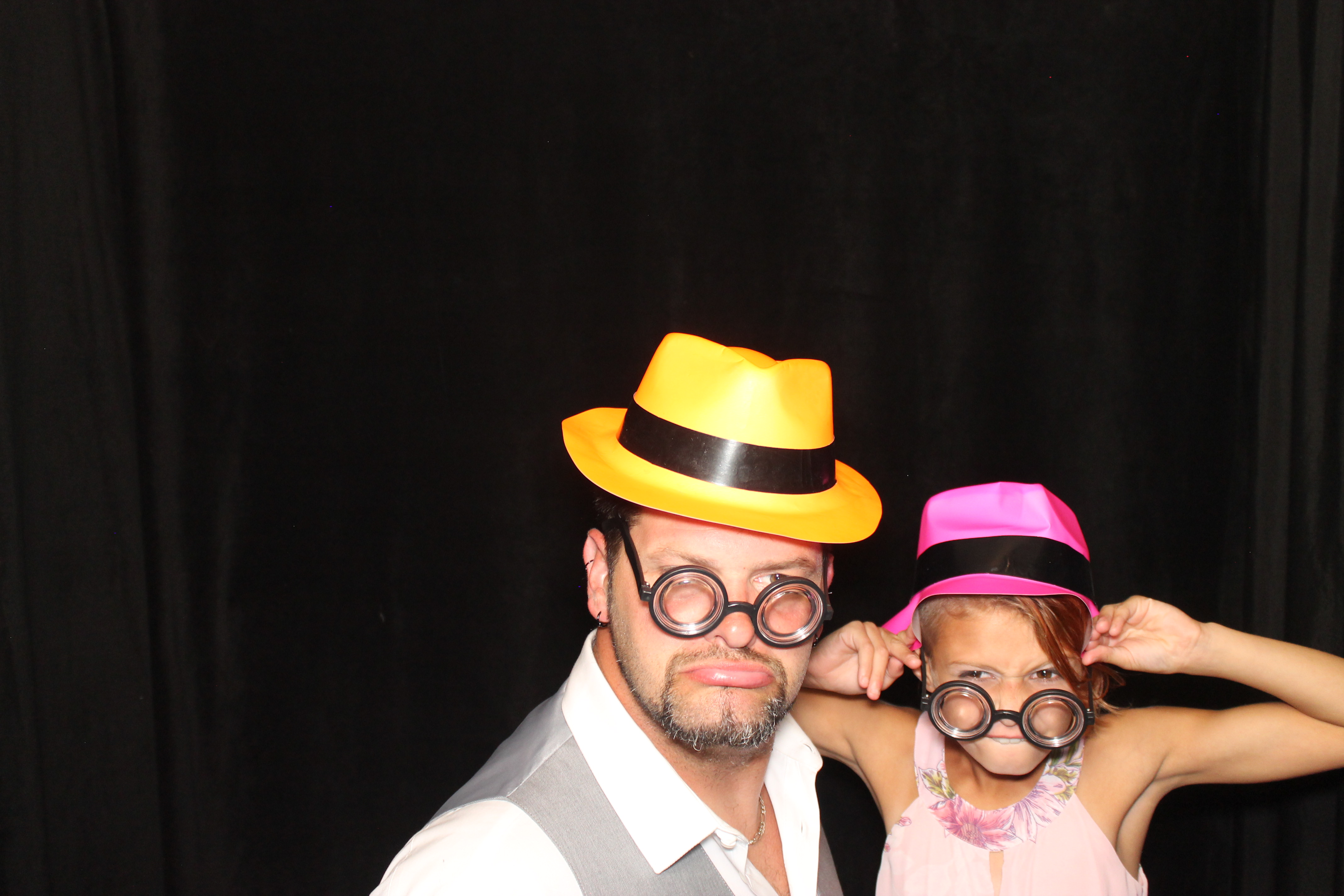 Christine Cosby Wedding Reception | View more photos from the event at gallery.photoboothcincy.com/u/PhotoBoothCincy/Christine-Cosby-Wedding-Reception